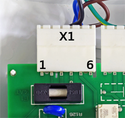 id logic combi j22388 pcb x1.jpg